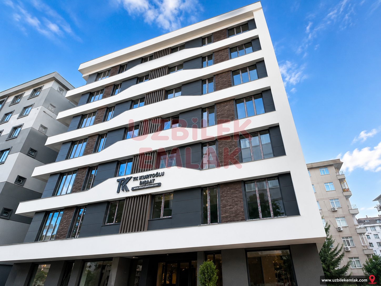 Ulubatlı Hasan Caddesi Civarı 33 m2 Satılık Sıfır Dükkan 