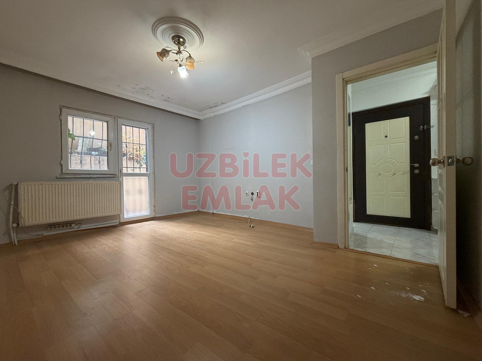 Bahçelievler Siyavuşpaşa Serap Sokak’ta Kiralık 2+1 | Çift WC