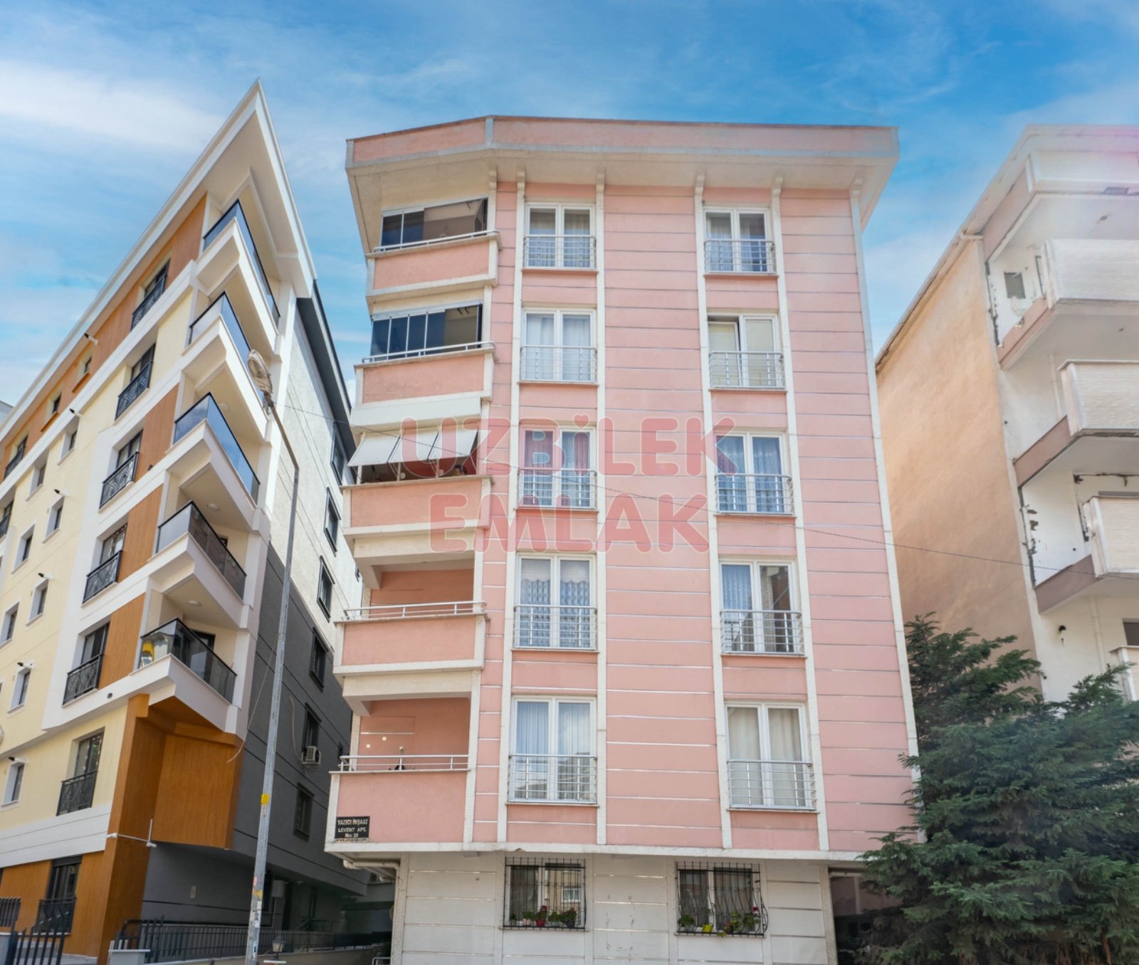 Siyavuşpaşa Manolya Sk.’da 3+1 | 135 m² | Çift Balkon | Asansörlü