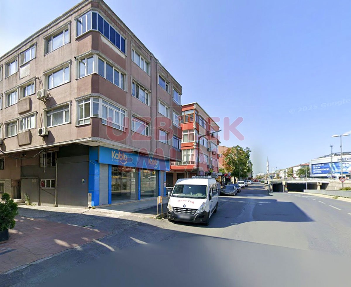 Bahçelievler'de Satılık 3+1 2.Kat Otoparklı Bakımlı Daire