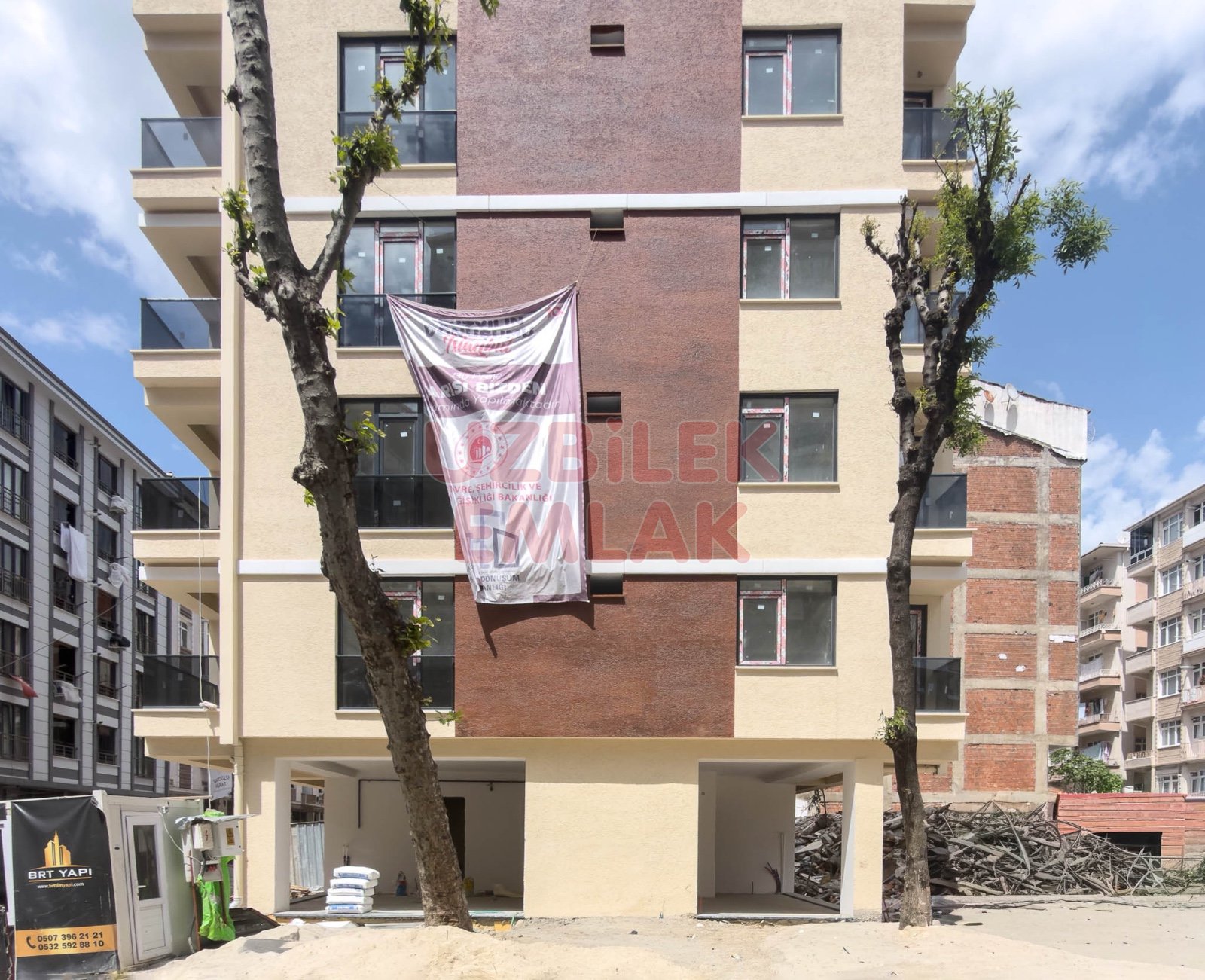 Bahçelievler Soğanlı Rehber Caddesi’nde Satılık WC’li Dükkan