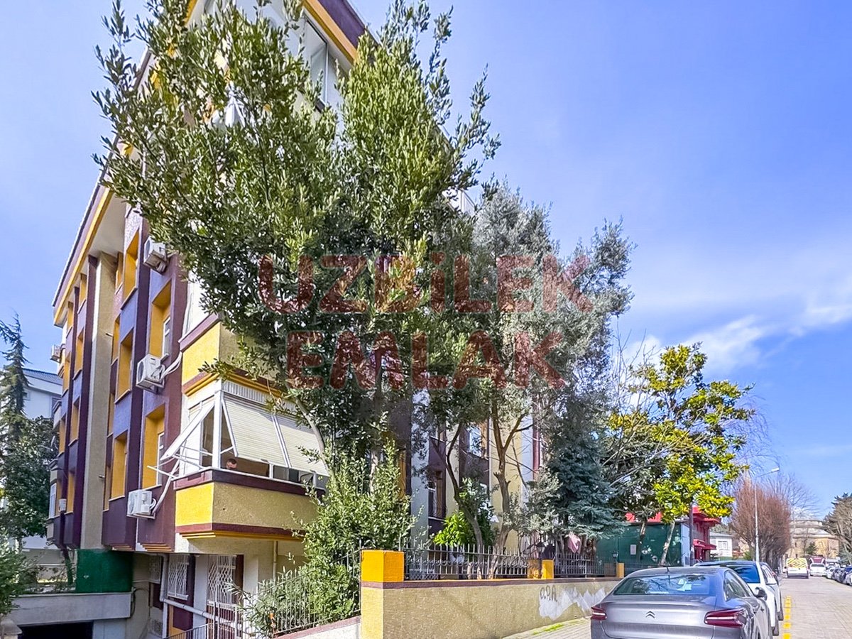 Bahçelievler Kadir Has Civarı Kapalı Otoparklı Son Kat 3+1 Dubleks Satılık Daire