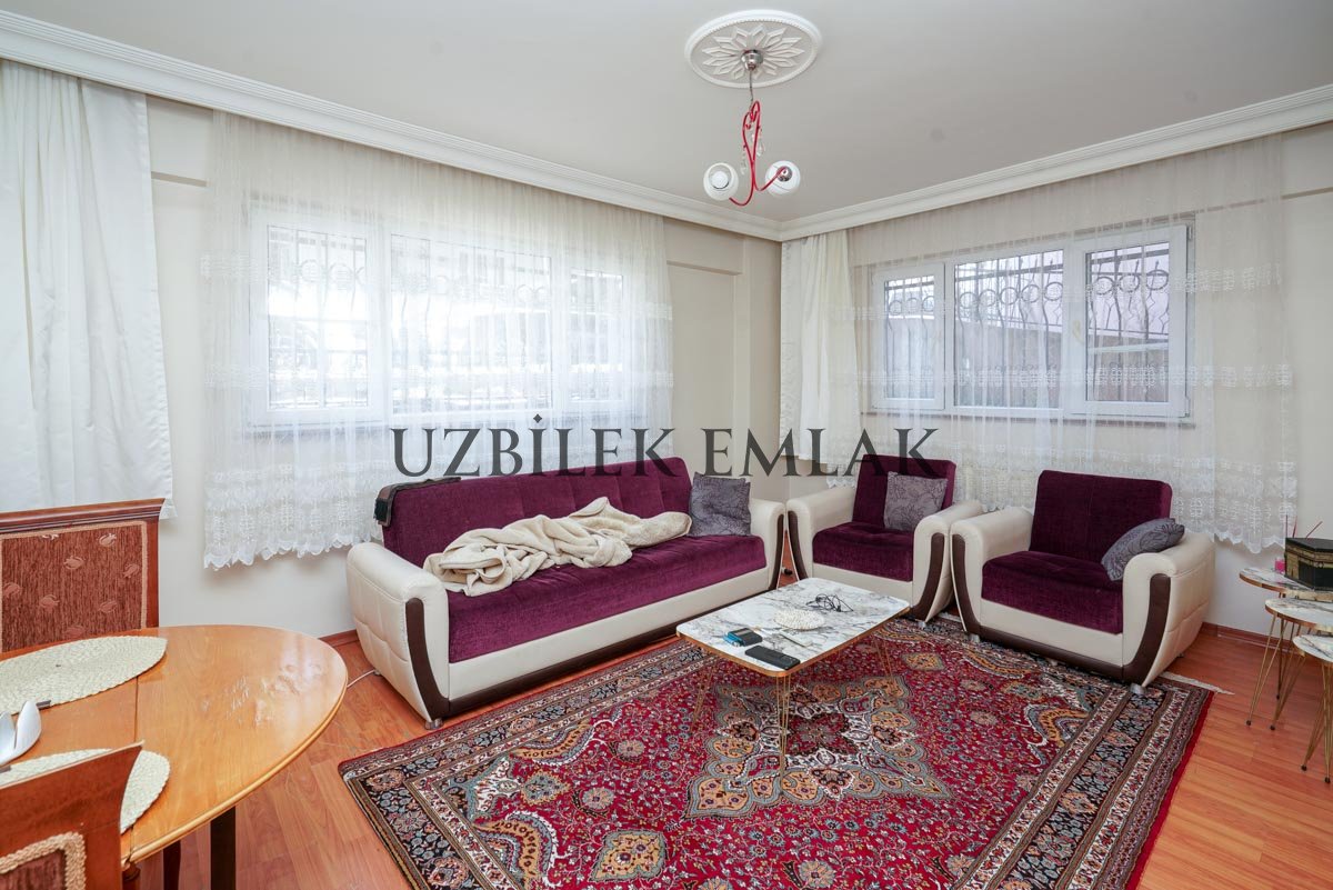 KINALI CADDESİ CİVARI SATILIK GENÇ BİNADA SATILIK 3+1 DAİRE