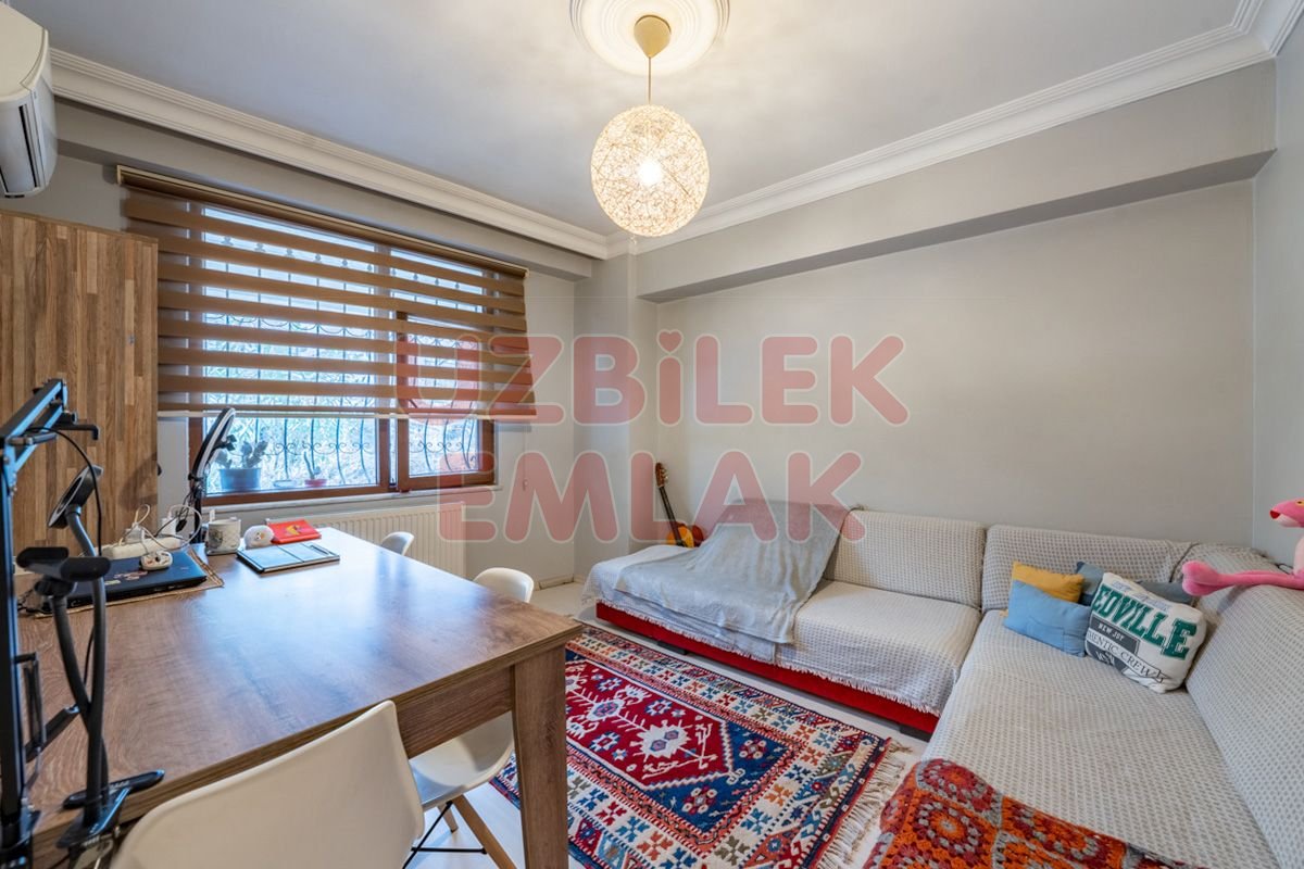 Siyavuşpaşa Barbaros Cd. Yakını | 11 Yıllık 2+1 Yüksek Giriş