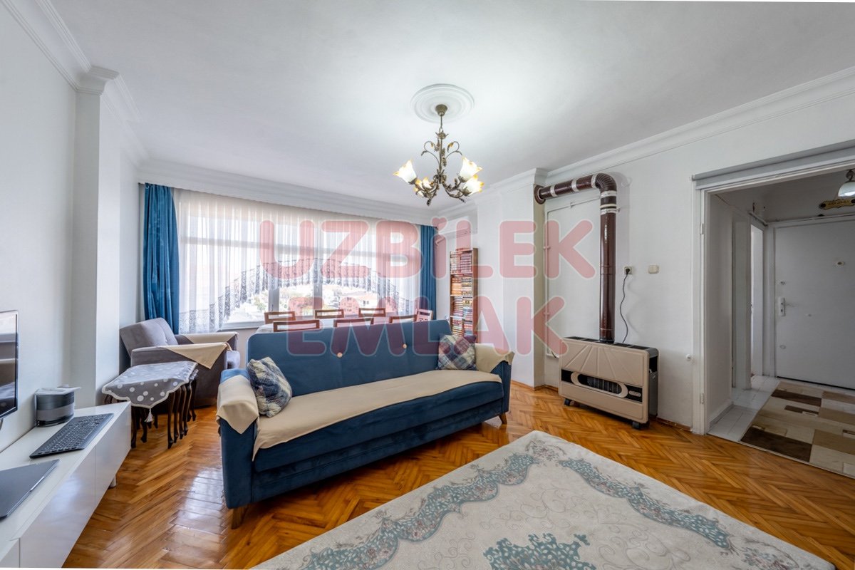 Bahçelievler UEFA Meydanı Karşısı Ulaşım Avantajlı Yatırımlık Manzaralı 2+1 Daire