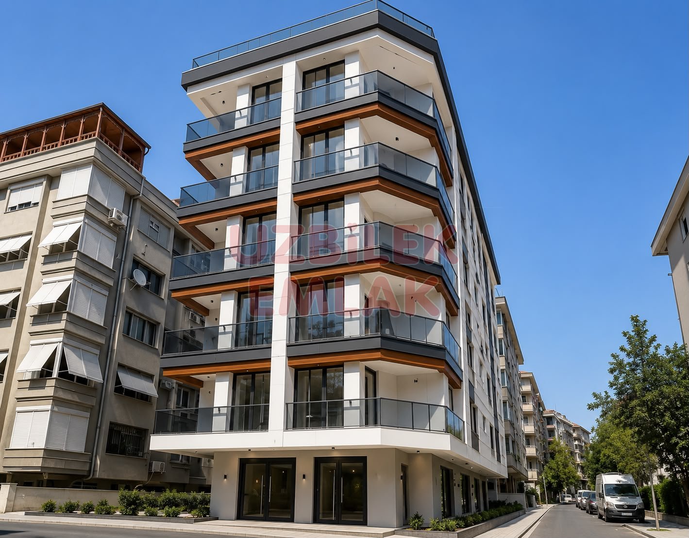 Bakırköy Zuhuratbaba’da Satılık 3+1 | Ebeveyn Banyolu | Otoparklı | Köşe Daire
