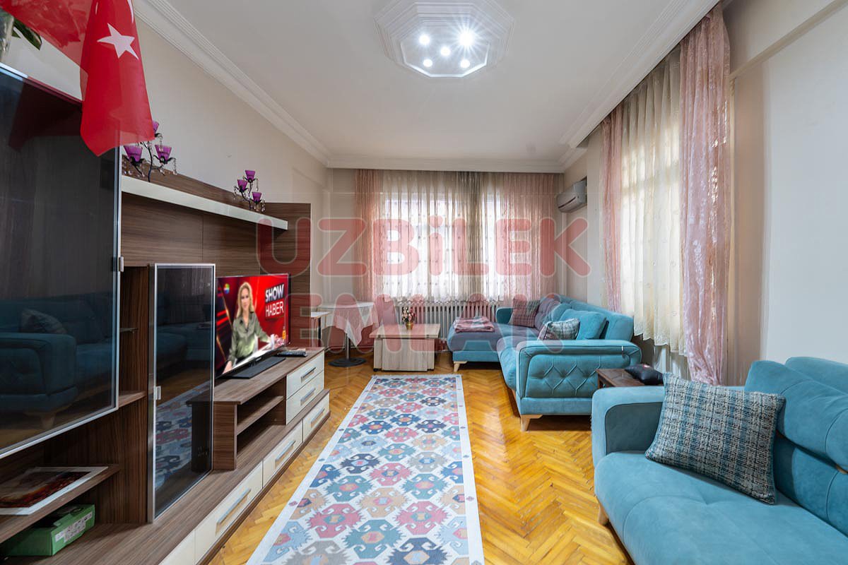 Metro Metrobüse Yakın Ful Mobilyalı ve Beyaz Eşyalı Kiralık 2+1 Kombili Daire