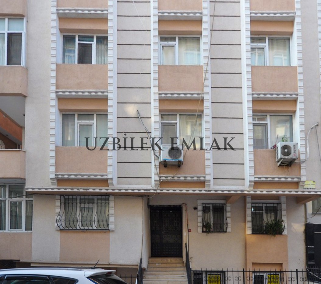 20 YILLIK BİNADA 2+1 85 M2 BOŞ ŞIK DAİRE