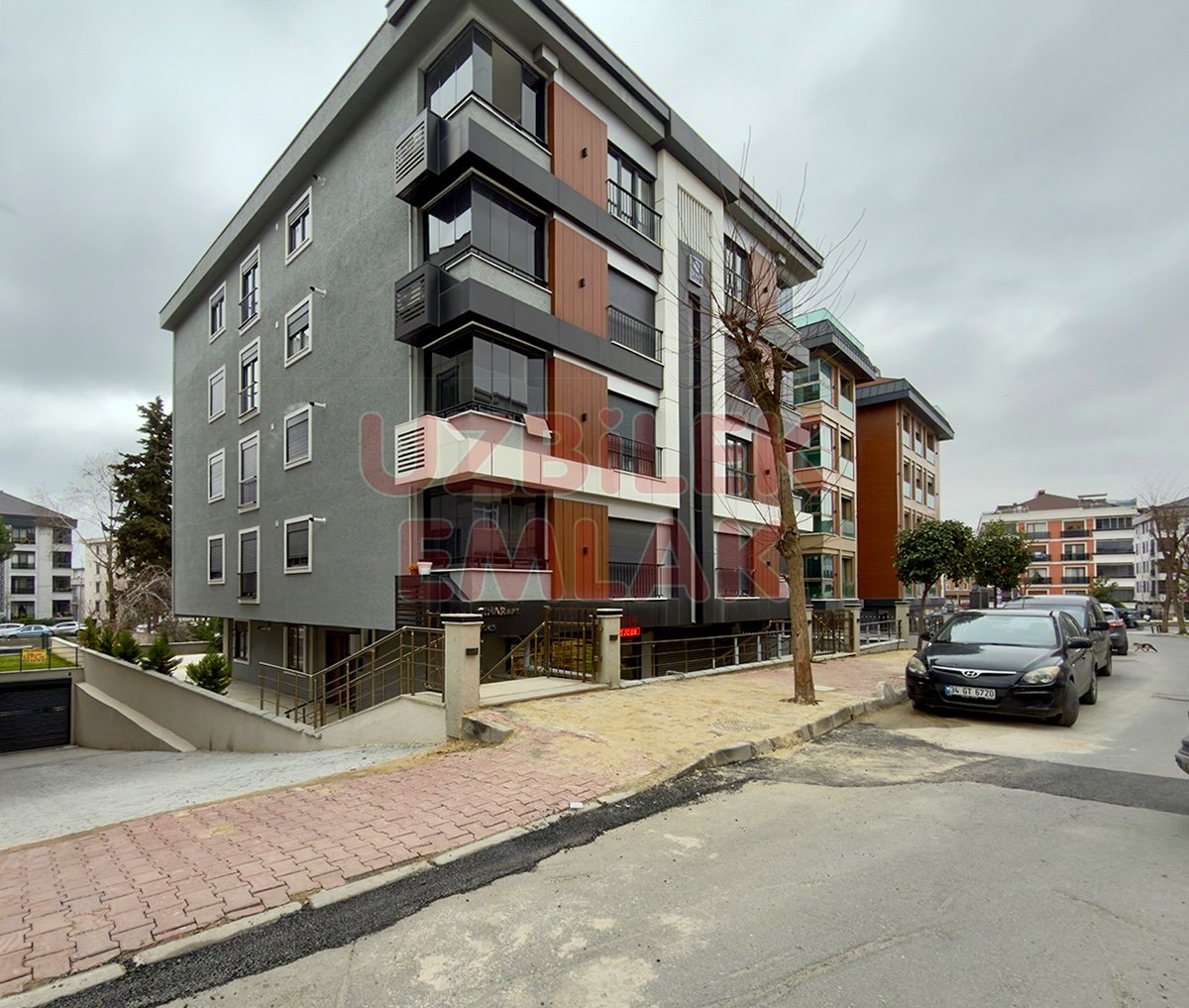 Talatpaşa Caddesi Öğretmenevi Arkası Satılık Sıfır 3+1 Giriş Katı Daire