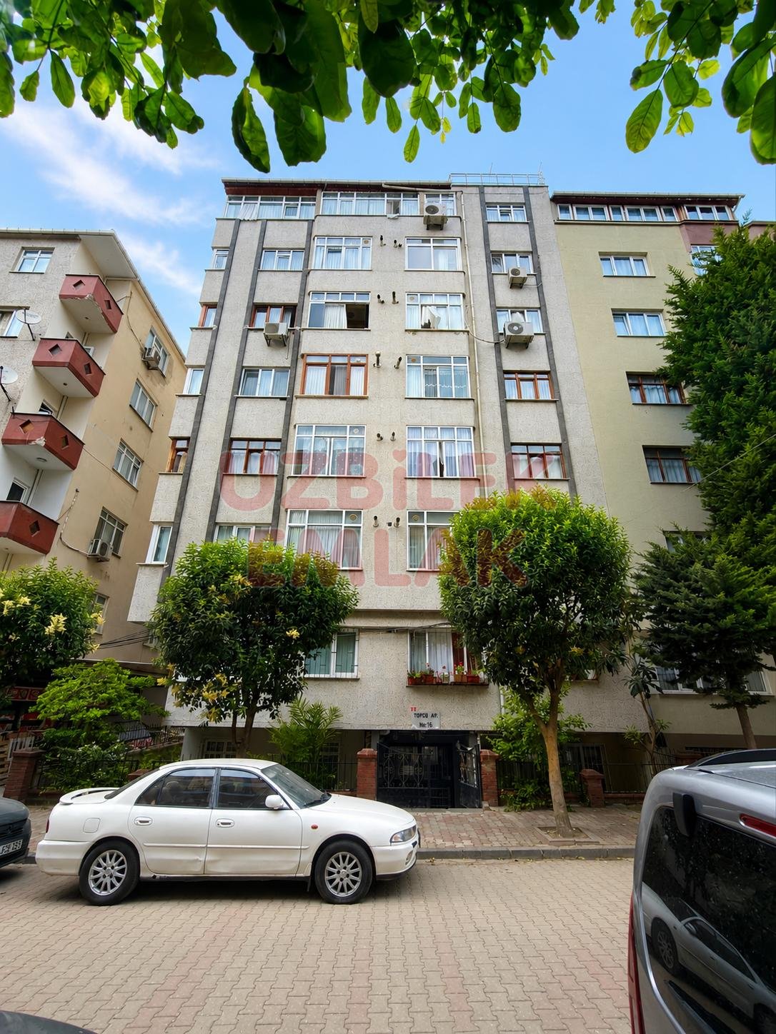 Bahçelievler Siyavuşpaşa Manolya Sokak'ta Eşyalı 2+1 Kiralık Daire