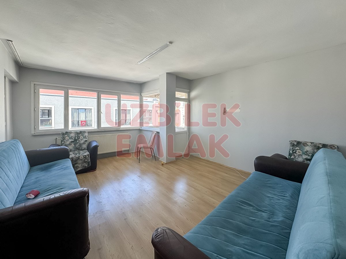 MUSTAFA KEMALPAŞA CADDESİ TURGUT SOKAK'DA KİRALI 3+1 DAİRE