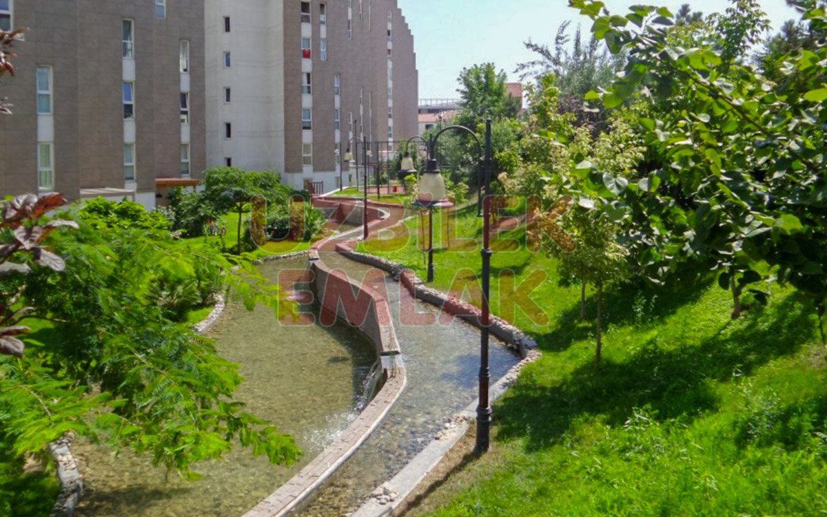 ATAMAN KARİNA SİTESİNDE SATILIK TERASLI 2+1 MANZARALI ŞIK DAİRE