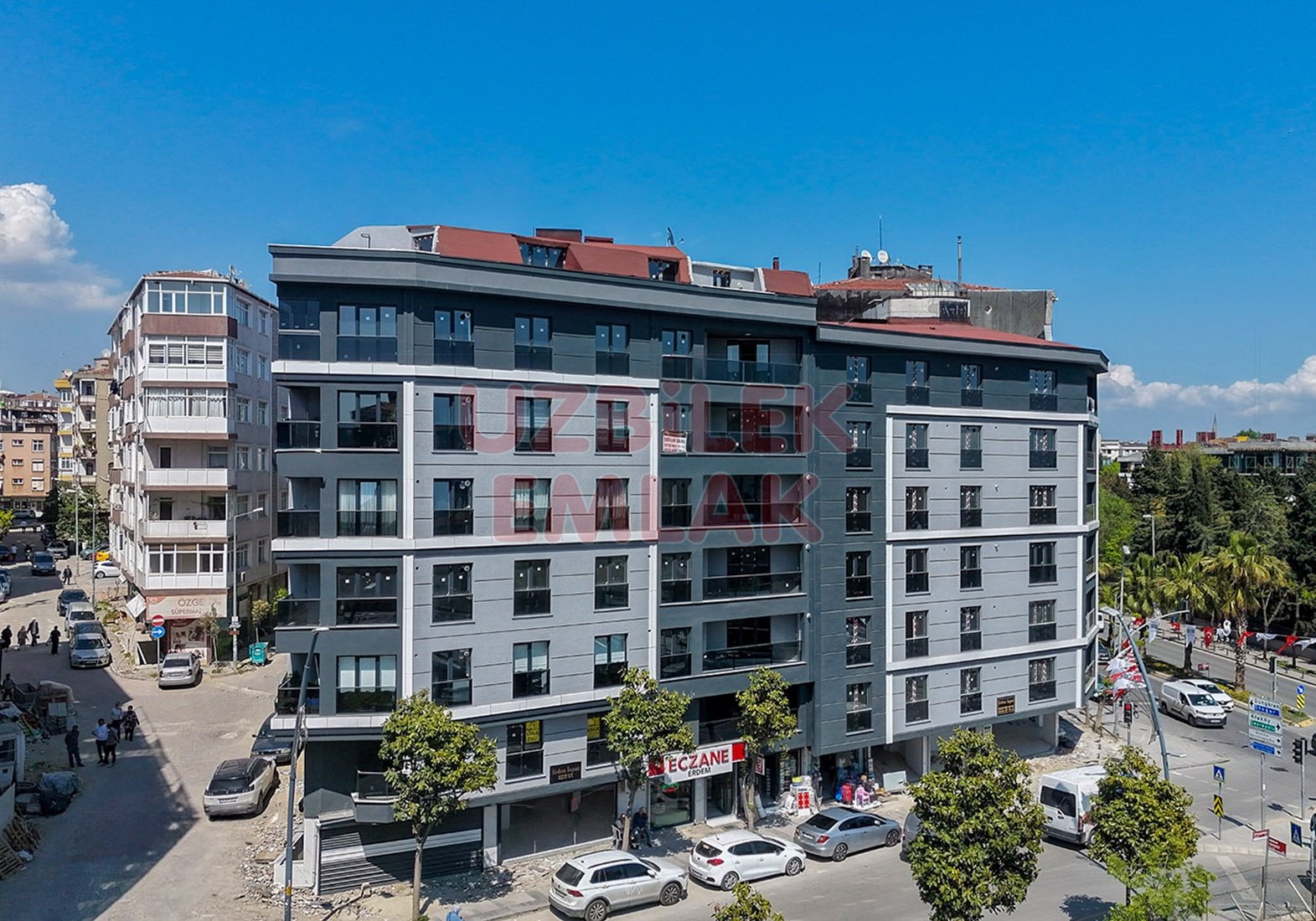 Bahçelievler Siyavuşpaşa Önü Açık Manzaralı Sıfır 2+1 Daire