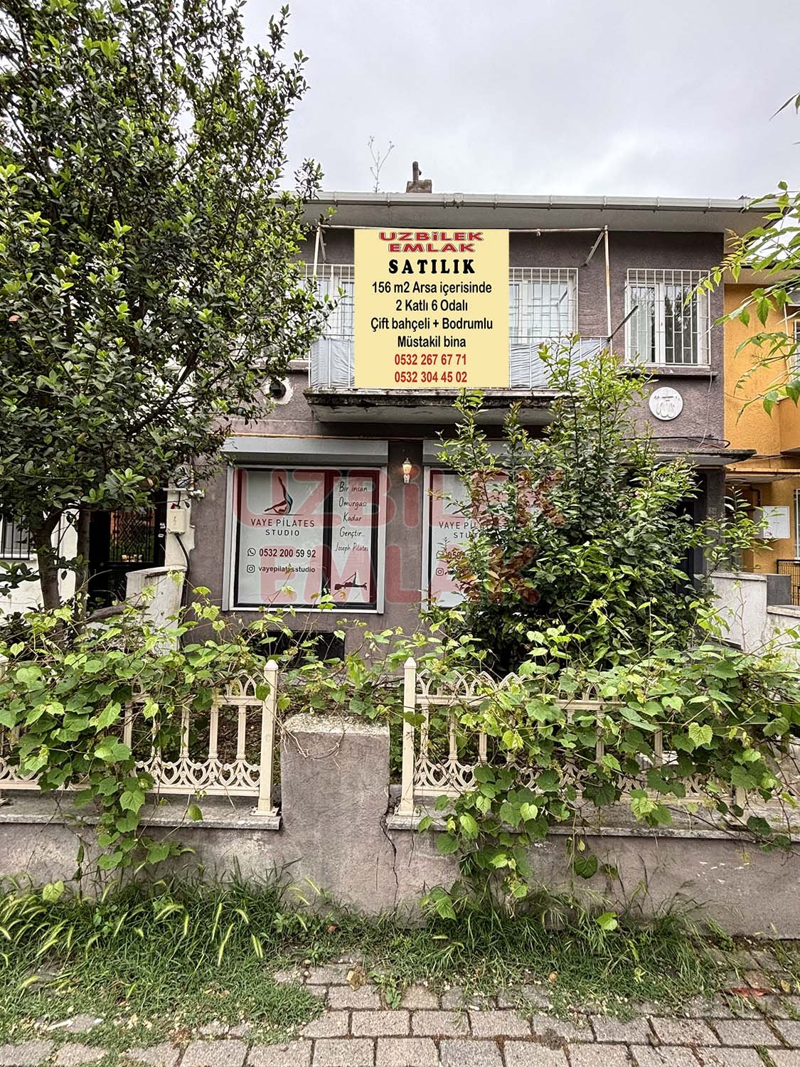 Satılık Müstakil Bina 156 m2 Arsa içerisinde 2 Katlı 6 odalı