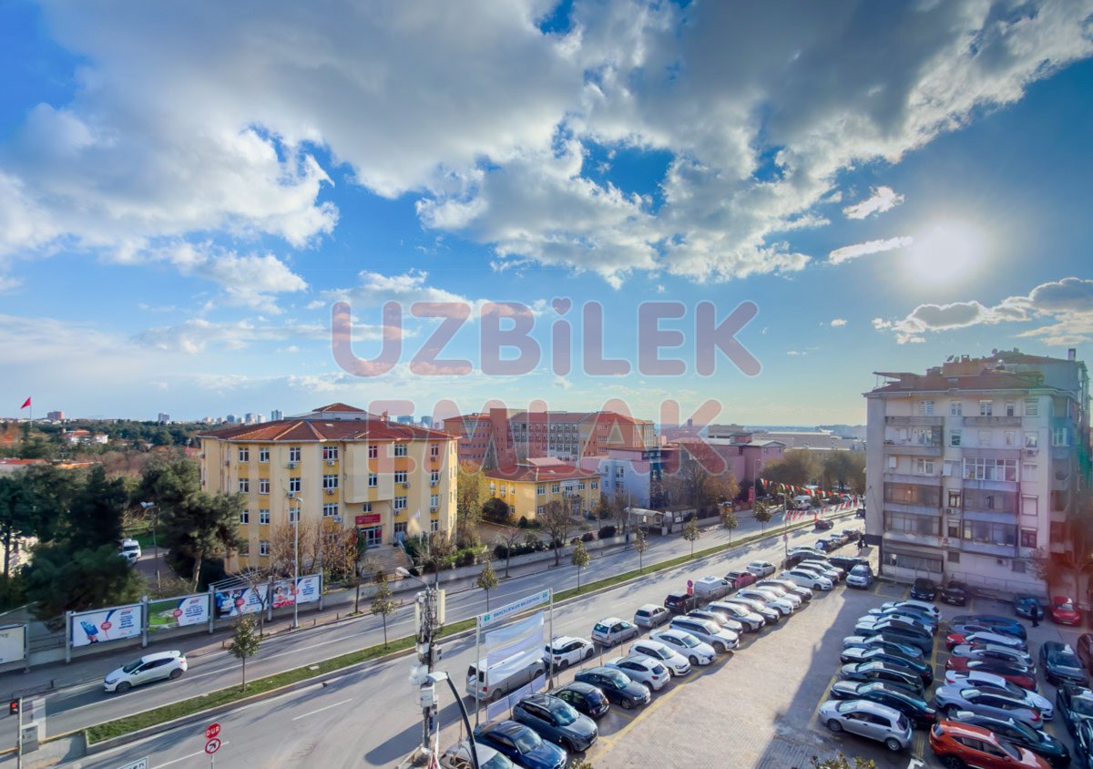 Bahçelievler Siyavuşpaşa Önü Açık Manzaralı Sıfır 2+1 Daire